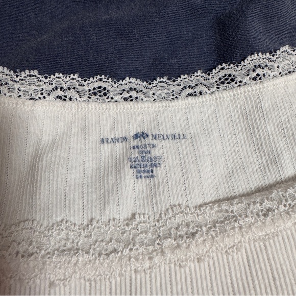 brandy melville lace off the shoulder top - Picture 2 of 3